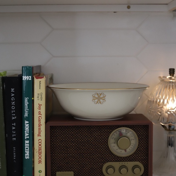 Lenox Avon 1980s Presidents Club 24k Gold China - Picture 1 of 1